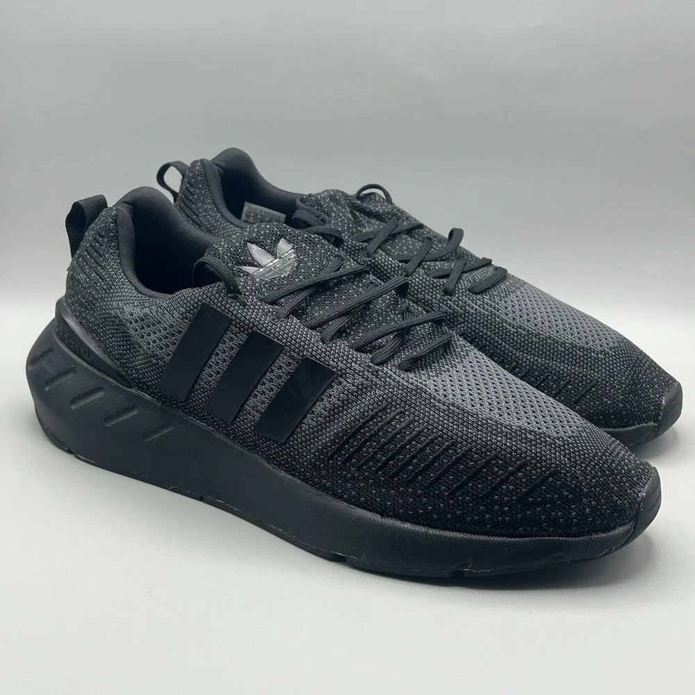 2022 Adidas Swift Run 22 Dark Grey Black Running Shoes - Men's Size 12 USED